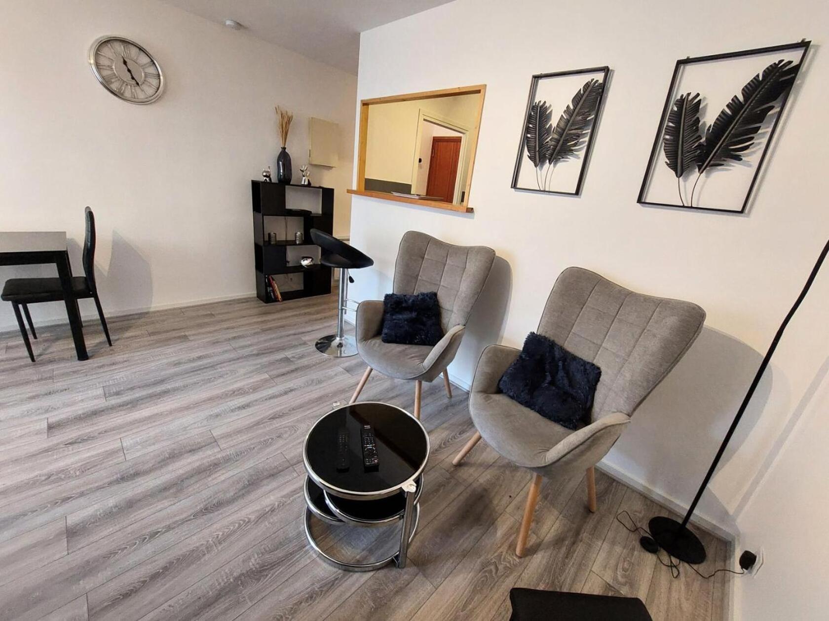Appartement Le Chateau Durieux 4 - Tres Coquet Pour Ce Petit 2 Pieces ! Mae-9181 *